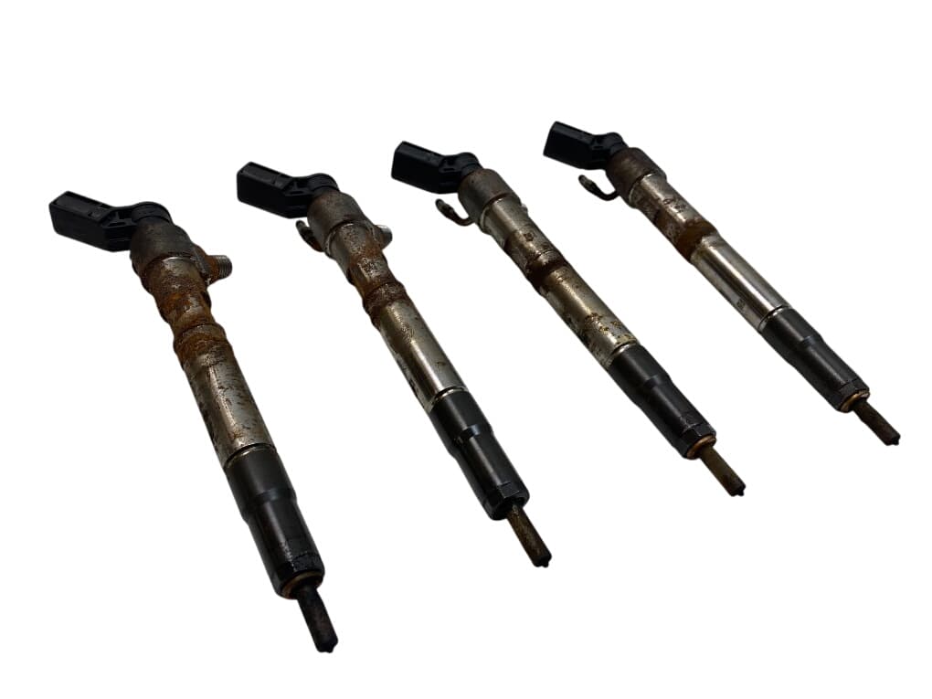 338002U000 Fuel injector set KIA CEED III (CD) (2018-)