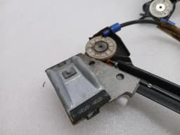 PORSCHE Porsche 911 997 Right Front Door Winder 99754207601 Window Regulator Front Right — thumbnail 3