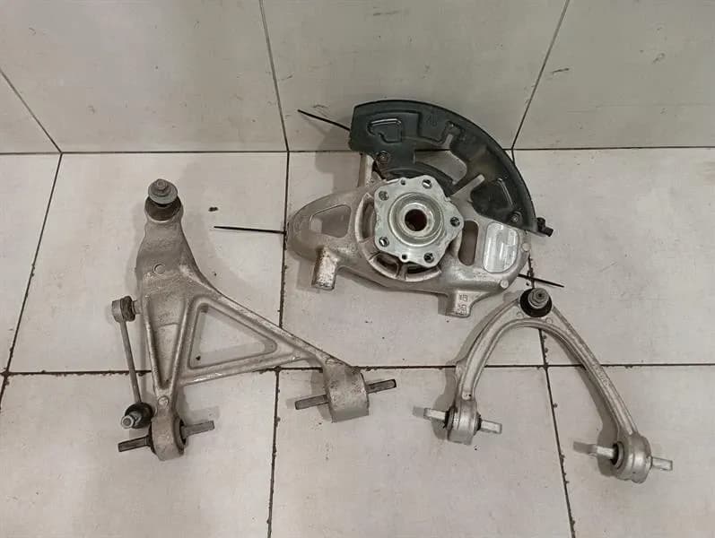 FERRARI Ferrari Roma F169 Right Front Hub 867714 Wheel Bearing Housing Front Right SET SET