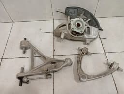 FERRARI Ferrari Roma F169 Right Front Hub 867714 Wheel Bearing Housing Front Right SET SET — thumbnail 6