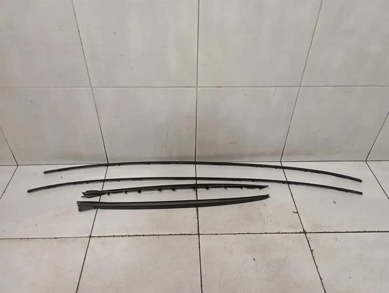 BMW BMW 3 Series M3 G80 G20 Roof Rails Set 8072488 Black Roof Rails Set
