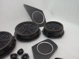 AUDI Audi RS4 B8 8K speaker set 8K0035411A Bang Olufsen speaker set — thumbnail 3