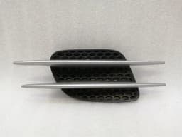 MERCEDES-BENZ Mercedes SL R230 left wing grille A2306900136 grille fender left defect — thumbnail 7