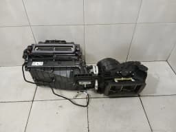 FERRARI Ferrari Roma F169 Heater Blower Engine 781682 RHD RIGHT HAND DRIVE — thumbnail 1