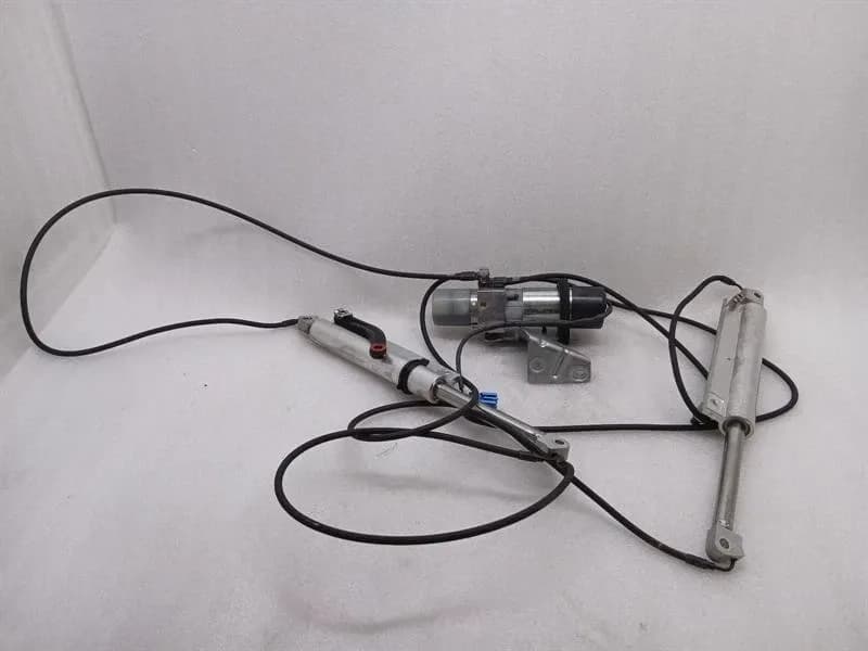 PORSCHE PORSCHE 911 997 HYDRAULIC PUMP 99756106001 HYDRAULIC PUMP ROOF TOP
