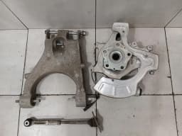 FERRARI Ferrari Roma F169 Left Rear Hub 867720 Wheel Bearing Housing Rear Left SET SET — thumbnail 1