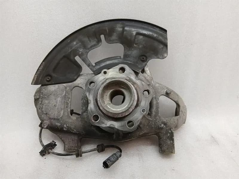 FERRARI Ferrari 488 F142M Left Front Hub 304731 Wheel Bearing Housing Front Left