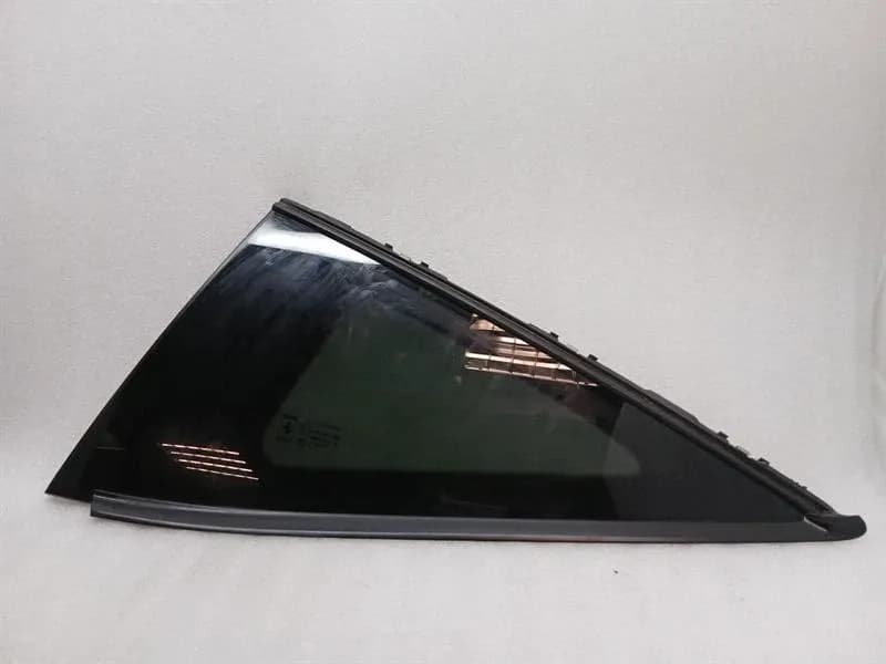 FERRARI Ferrari Roma F169 Left Rear 1/4 Glass 967701 Door Glass 1/4 Rear LH