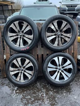 KIA 7JX18 ET40.5 D67.1 5X114.3 Rim set With Tyres 4 pcs KIA SPORTAGE III (SL) (2010-2015) — thumbnail 1