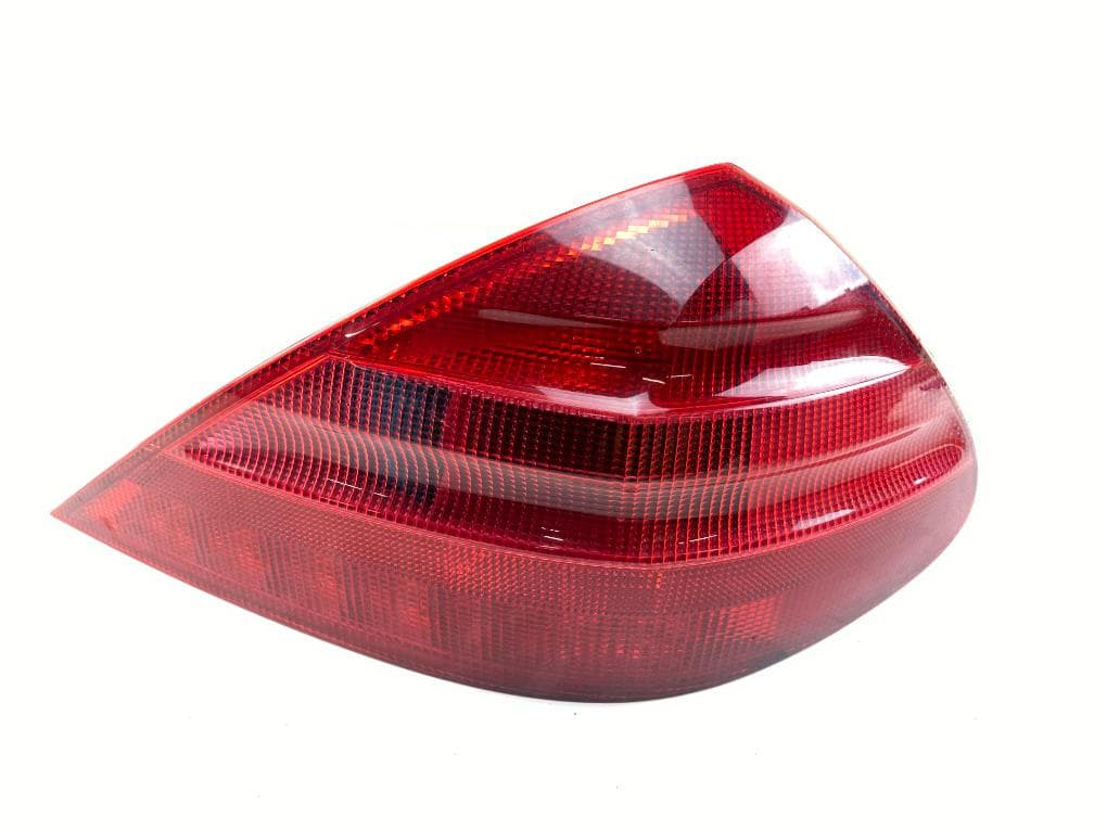 MERCEDES-BENZ A2308200264 Tail light, right MERCEDES-BENZ SL-CLASS (R230) (2001-2012)