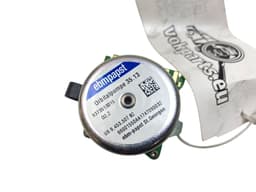 VOLVO 9373513013 9373513015 AdBlue Pump VOLVO XC60 II (246) (2017-) — thumbnail 2