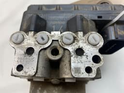 TOYOTA 1338009610 ABS hydraulic unit / pump TOYOTA HILUX VII (AN10, AN20, AN30) (2005-2015) — thumbnail 4