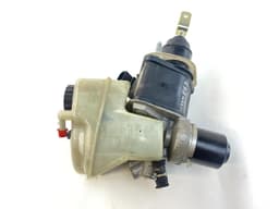 MERCEDES-BENZ 0204021687 0204024105 0204251302 Brake Master Cylinder MERCEDES-BENZ SL-CLASS (R230) (2001-2012) — thumbnail 2