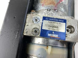 MERCEDES-BENZ HB70058-002 HB70058002 Convertible Top motor MERCEDES-BENZ SL-CLASS (R230) (2001-2012) — thumbnail 2