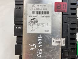 MERCEDES-BENZ 10091518 Fuse box MERCEDES-BENZ SL-CLASS (R230) (2001-2012) — thumbnail 3