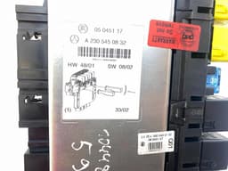 MERCEDES-BENZ 05045117 Fuse box MERCEDES-BENZ SL-CLASS (R230) (2001-2012) — thumbnail 4