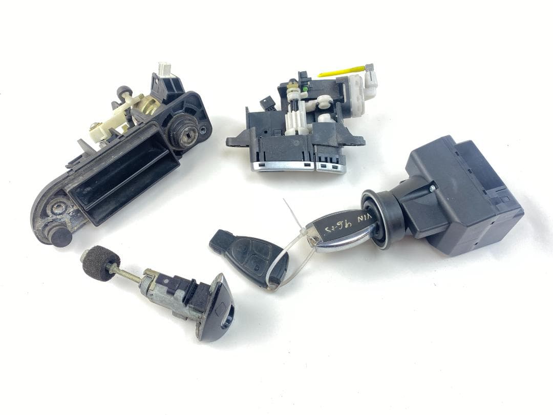 MERCEDES-BENZ A2305452308 Ignition switch lock (ignition barrel) MERCEDES-BENZ SL-CLASS (R230) (2001-2012)
