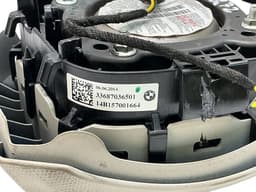 BMW 1033666V18 33687036501 Steering Wheel Airbag BMW i3 (I01) (2013-2022) — thumbnail 4