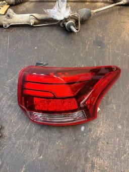 MITSUBISHI 8330B174 Tail light, right MITSUBISHI OUTLANDER III (GG, GF, ZJ, ZK, ZL) (2012-2021) — thumbnail 3