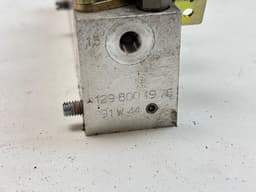 MERCEDES-BENZ A1298001978 Convertible roof hydraulic block MERCEDES-BENZ SL-CLASS (R129) (1989-2001) — thumbnail 3