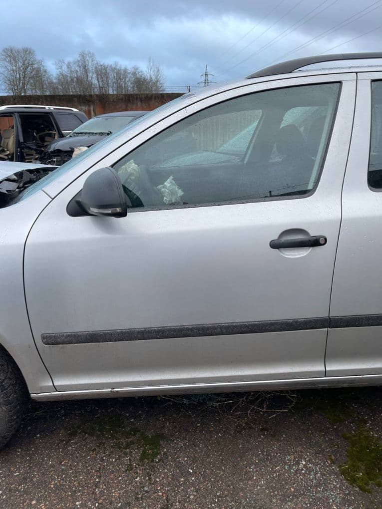 SKODA 1Z0831055 Door Front Left SKODA OCTAVIA II (1Z) (2004-2013)