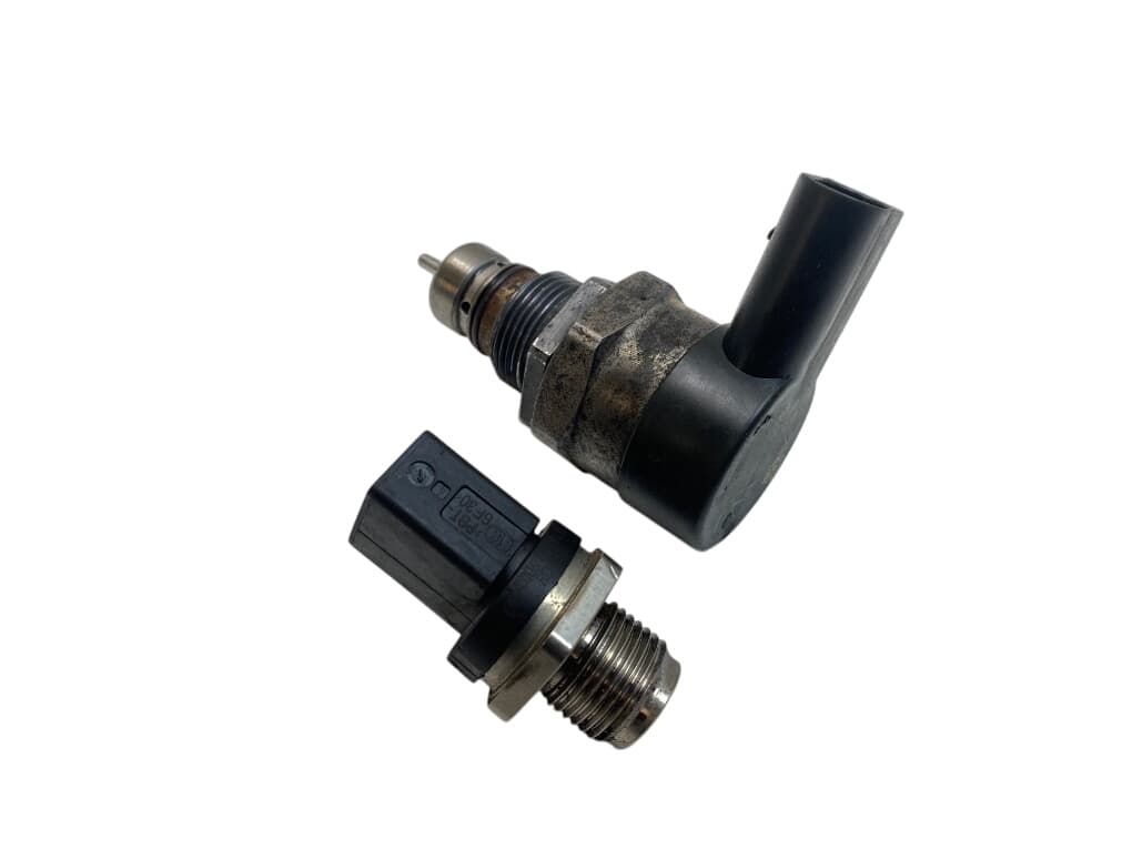 MERCEDES-BENZ 0281002927 A6420740284 0281002985 Fuel pressure regulator set MERCEDES-BENZ S-CLASS (W221) (2005-2013)