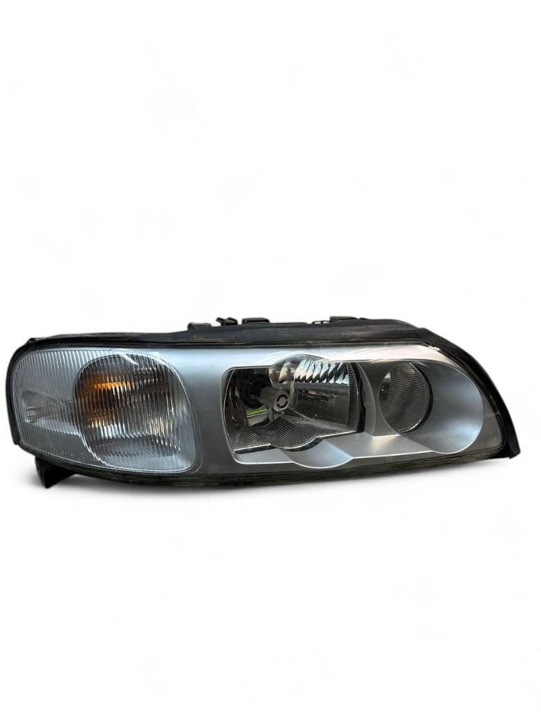 VOLVO 89008794 30655906 Headlight right VOLVO S60 I (RS) (2000-2010)
