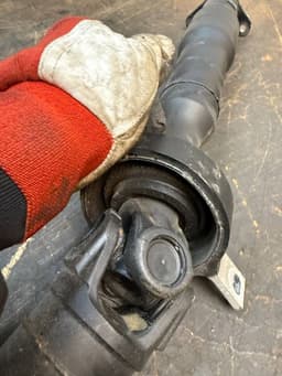 BMW 26107572661 Propeller Shaft Complete BMW 3 (E90, E91, E92, E93) (2005-2011) — thumbnail 4