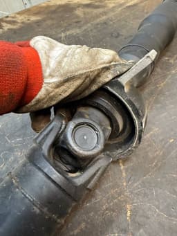 BMW 26107572661 Propeller Shaft Complete BMW 3 (E90, E91, E92, E93) (2005-2011) — thumbnail 3