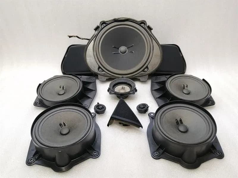 MERCEDES-BENZ Mercedes S-Class W221 Speaker Set A2218202402 Speaker Set A2218203102-