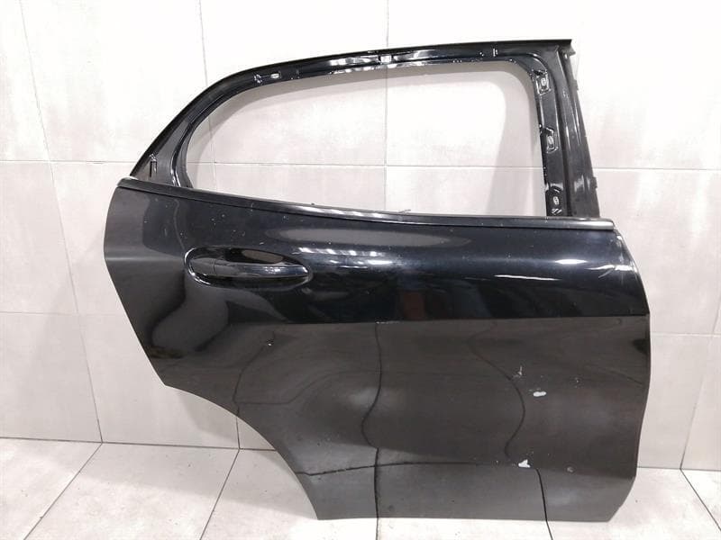 MERCEDES-BENZ Mercedes GLA X156 right rear door A1567300205 door rear right