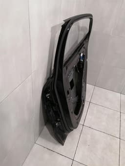 MERCEDES-BENZ Mercedes GLA X156 right rear door A1567300205 door rear right — thumbnail 9