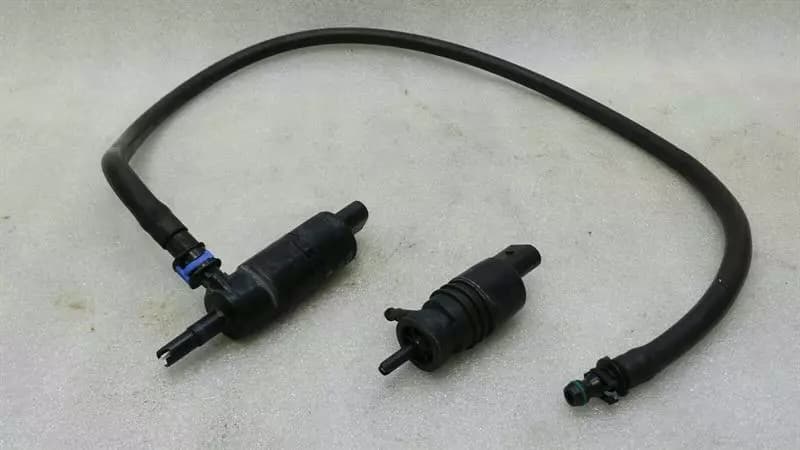 PORSCHE Porsche 970 washer fluid pump 97062450200 washer water pump headlight cleaning