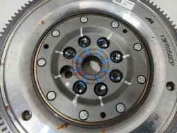 MCLAREN McLaren 600LT Spider Flywheel 13FA058CP Flywheel- — thumbnail 4