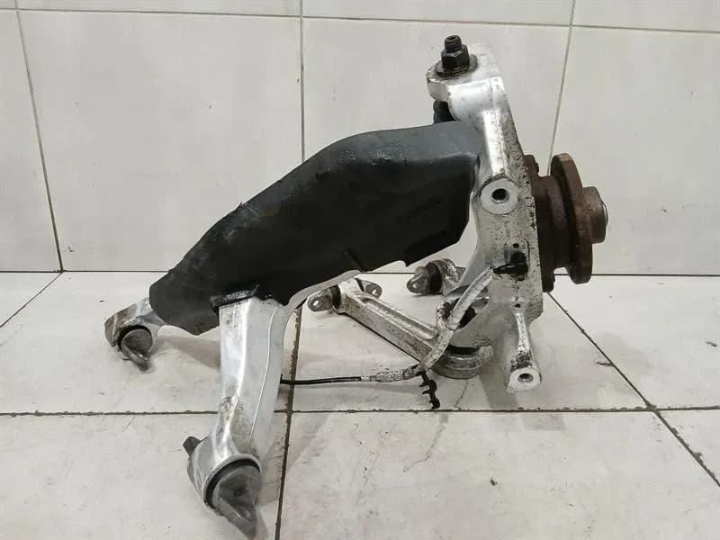 MCLAREN McLaren 570S Spider Left Front Hub 13B1201CP Wheel Bearing Housing Front Left -