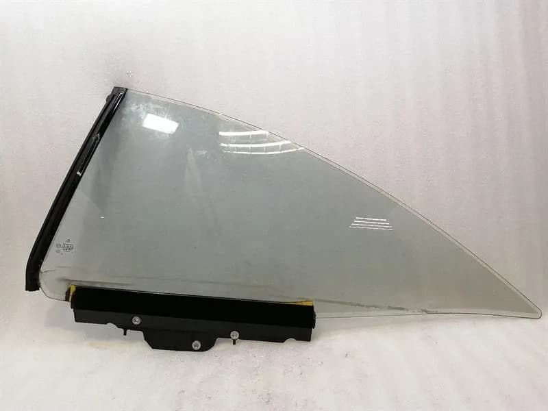 MERCEDES-BENZ Mercedes CL W216 left rear 1/4 glass A2166700110 door window 1/4 rear LH-
