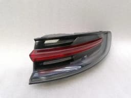 PORSCHE Porsche Macan 95B right rear light 95B945092Q tail light rear right — thumbnail 1