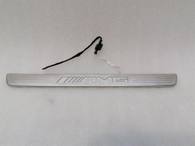MERCEDES-BENZ Mercedes A Class W176 Right Door Sill A1766805900 Entry Bar AMG Right