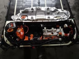 TESLA TESLA MODEL 3 LONG RANGE LiOn BATTERY 1522312-00-D BATTERY LIFT — thumbnail 8