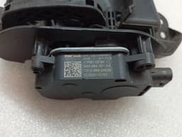 PORSCHE Porsche Taycan 9J1121753D radiator grille shutter air duct damaged — thumbnail 5