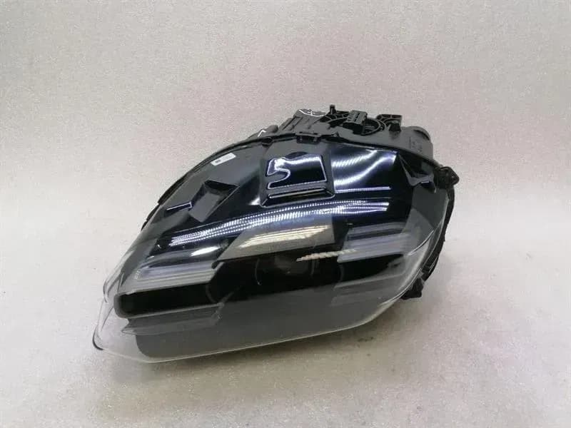 PORSCHE Porsche Taycan 9J left head light 9J1941033H defects headlight left