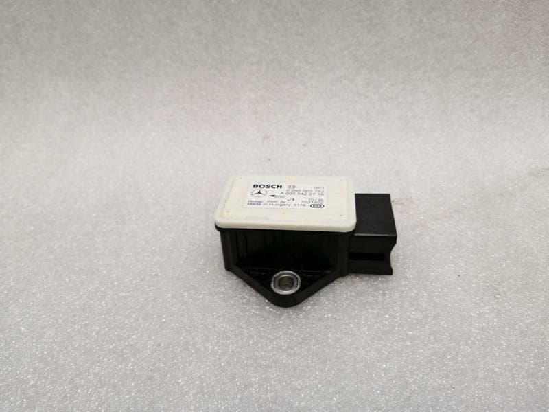 MERCEDES-BENZ Mercedes SL R230 Yaw Rate Sensor A0055422718 Rotation Rate Sensor