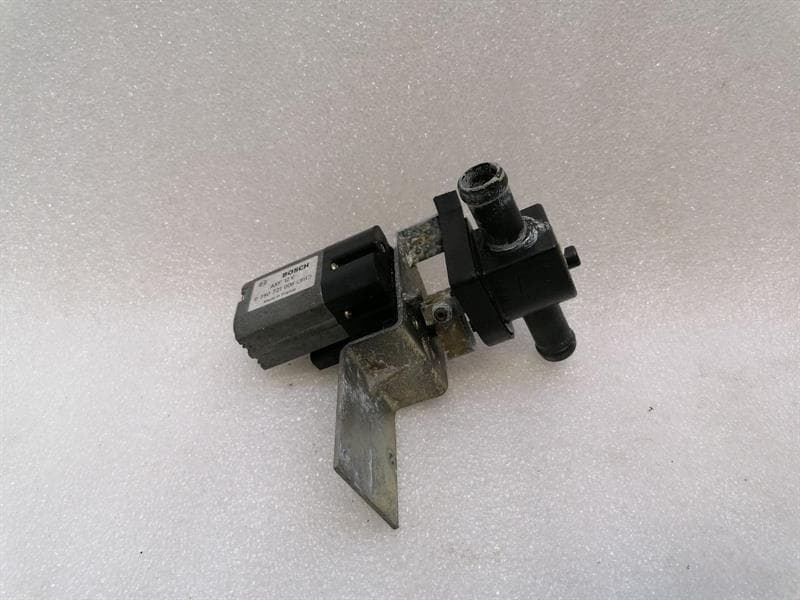 FERRARI Ferrari F355 F129 Spider Heater Valve 63306400 Heater Valve