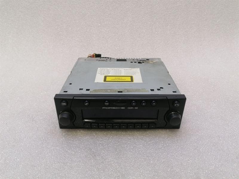 PORSCHE Porsche 911 996 CDR-32 Player 99664512300 Audio System Controller Car Radio