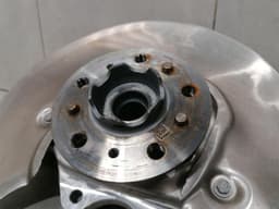 BMW BMW M3 G81 G82 M4 LCI Left Rear Hub 33 30 8095657 Wheel Bearing Housing Rear Left — thumbnail 7