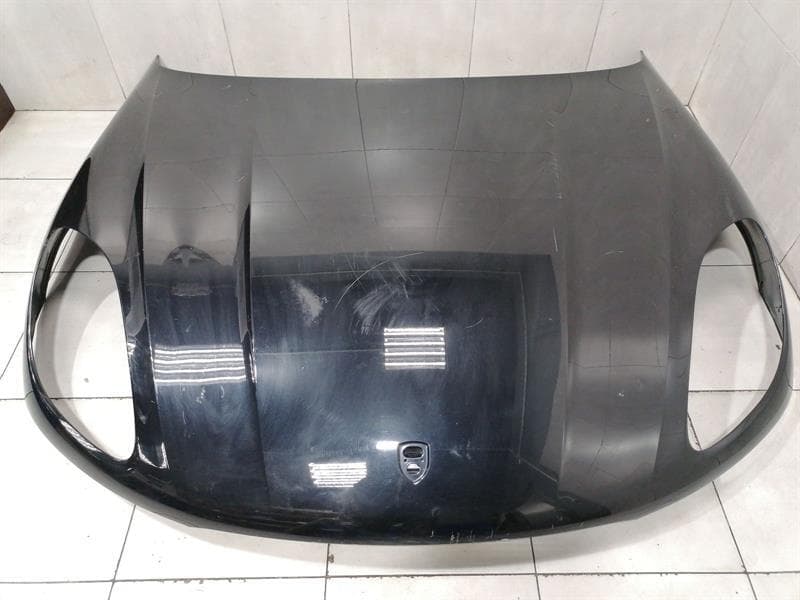 PORSCHE Porsche Macan 95B Bonnet 95B823031 bonnet