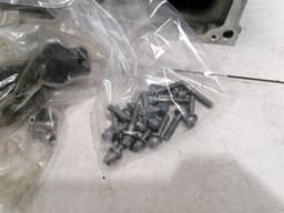 BMW BMW 5 SERIES F90 G30 M5 CYLINDER HEAD 11121544164 5-8 CYLINDER HEAD S63B44B — thumbnail 2