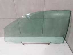 MERCEDES-BENZ Mercedes CLK W208 left front door glass A2087200718 door window front left — thumbnail 4