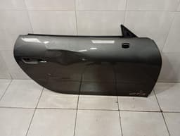 PORSCHE Porsche 911 992 right front door 992831052 door front right defects — thumbnail 1