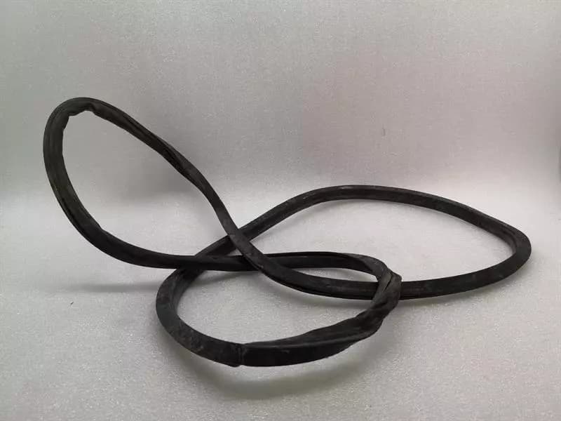 Bentley Continental GT V8S Bonnet Seal 3W0823707C Bonnet Gaskets